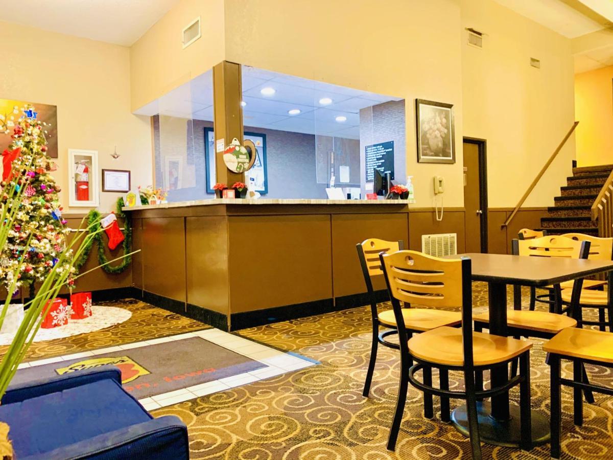 Hotel Super 8 By Wyndham Burlington Zewnętrze zdjęcie